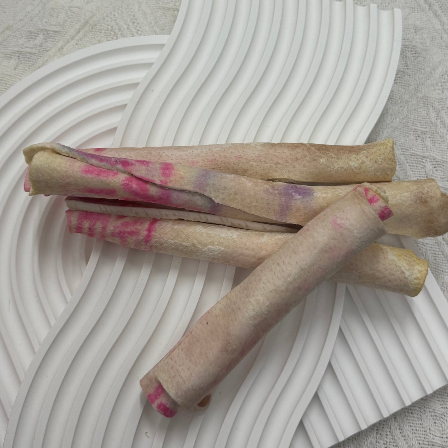 Freeze Dried Pork Skin Rolls